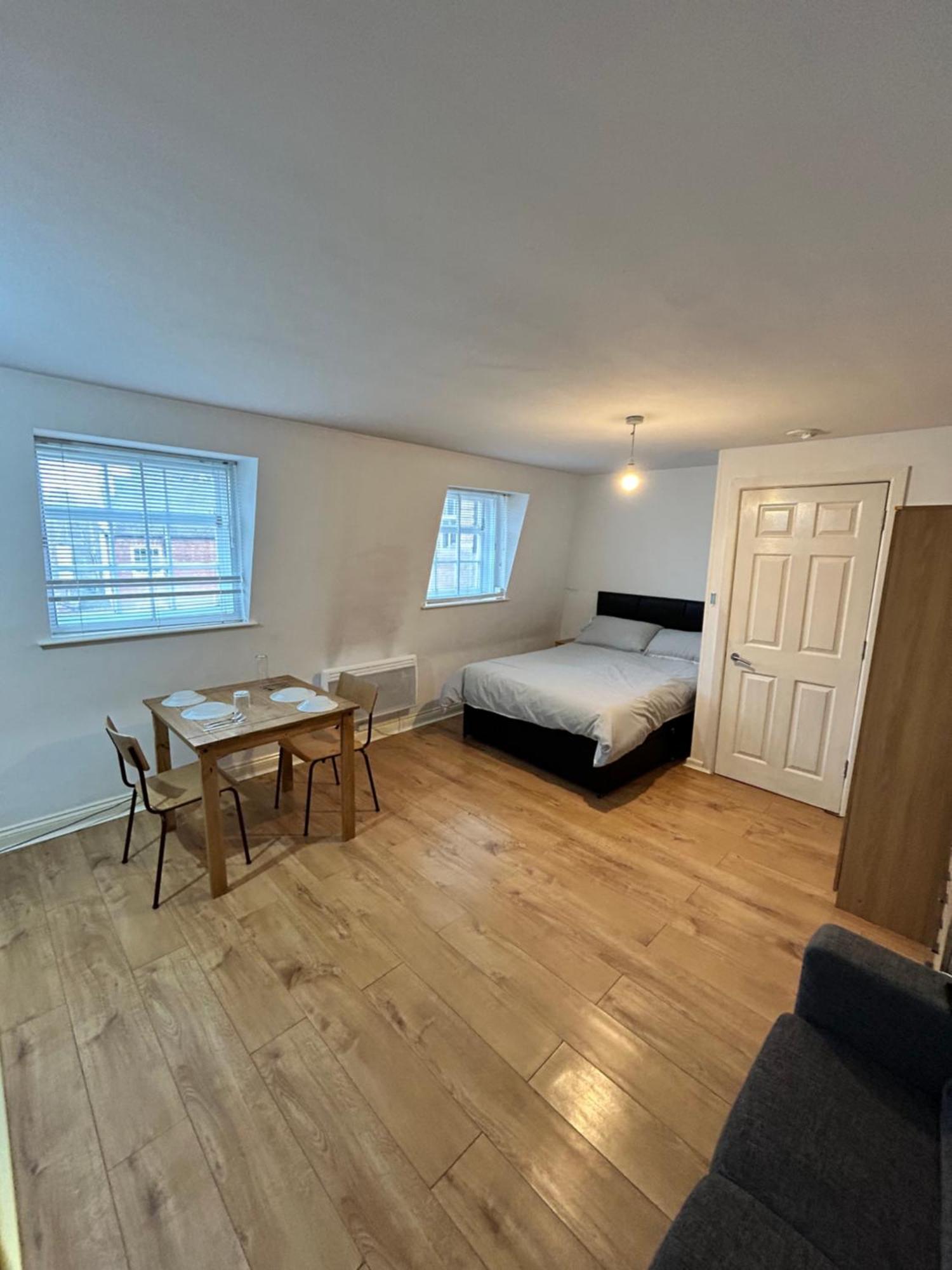 Leicester Studio At City Centre With Free Parking Zewnętrze zdjęcie
